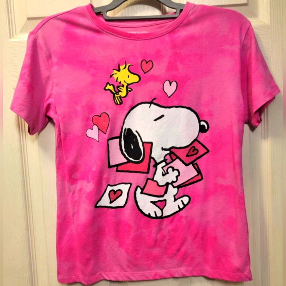 Peanuts Snoopy & Woodstock Love Letters Pink T Shirt (Kids Large)